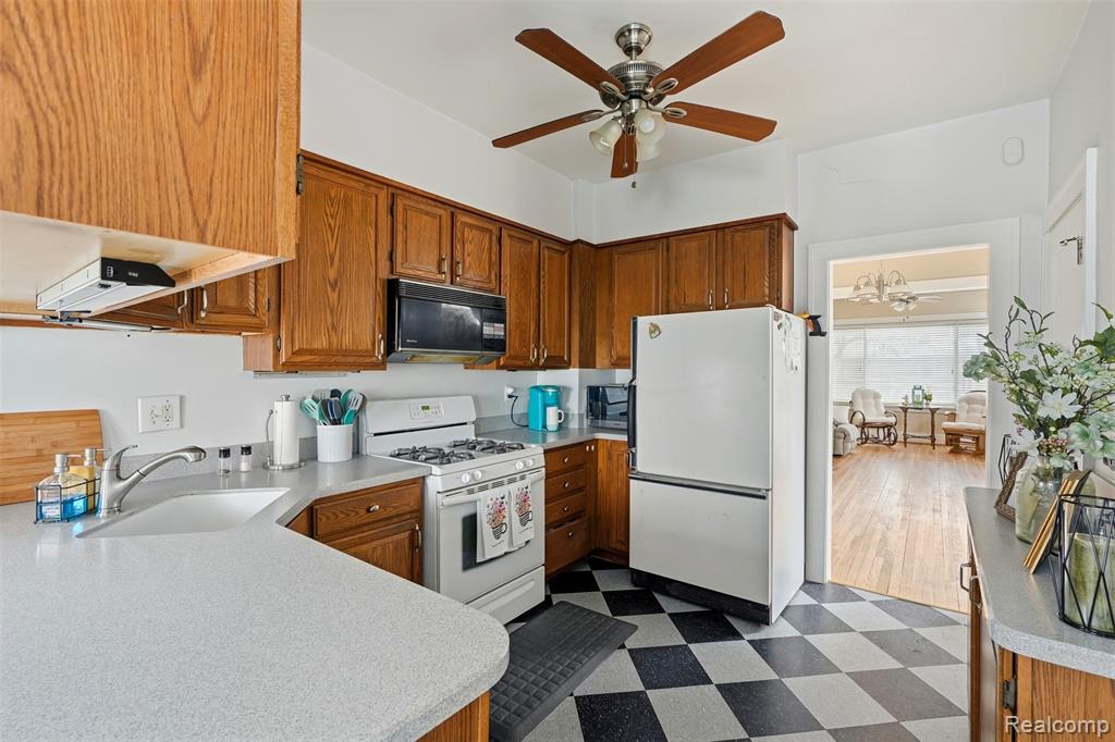 1239 Maryland Street, Grosse Pointe, MI 48230 — Photo 11