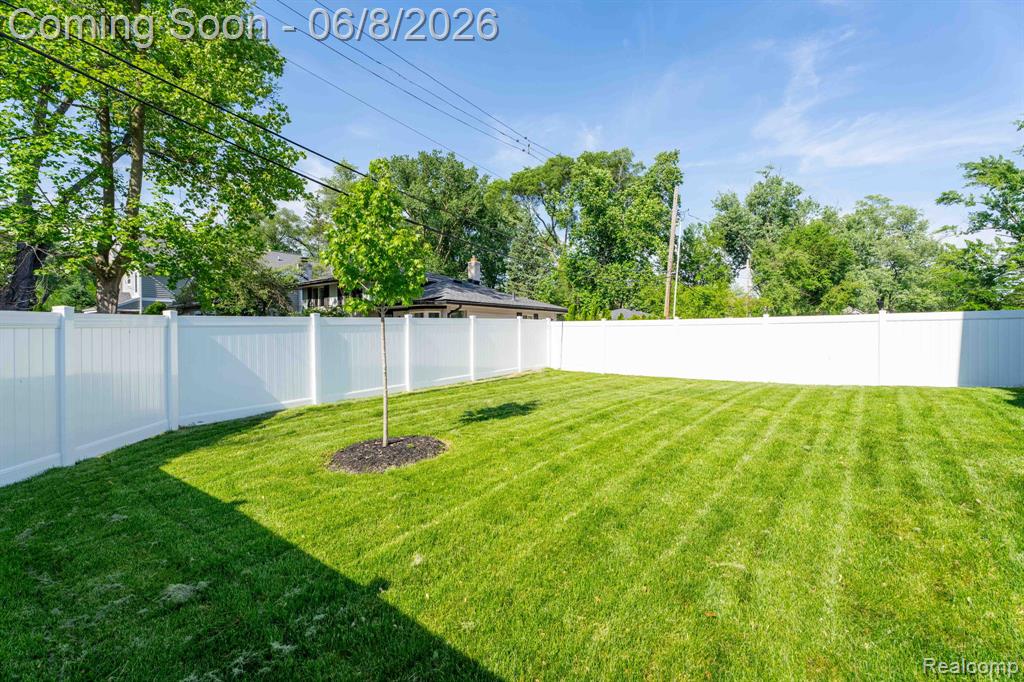 503 GIRARD Avenue, Royal Oak, MI 48073 — Photo 86