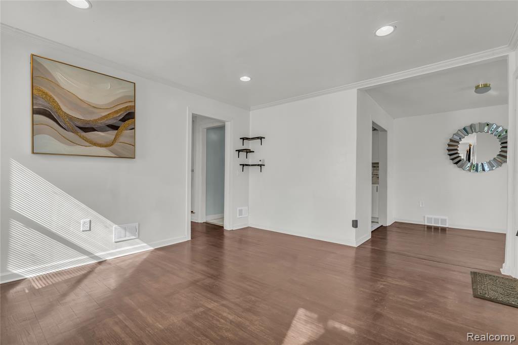 14909 Griggs Street - Photo 5