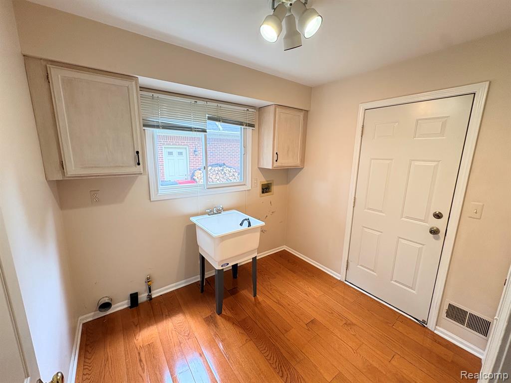 43336 Herring Drive, Clinton Twp, MI 48038 — Photo 17