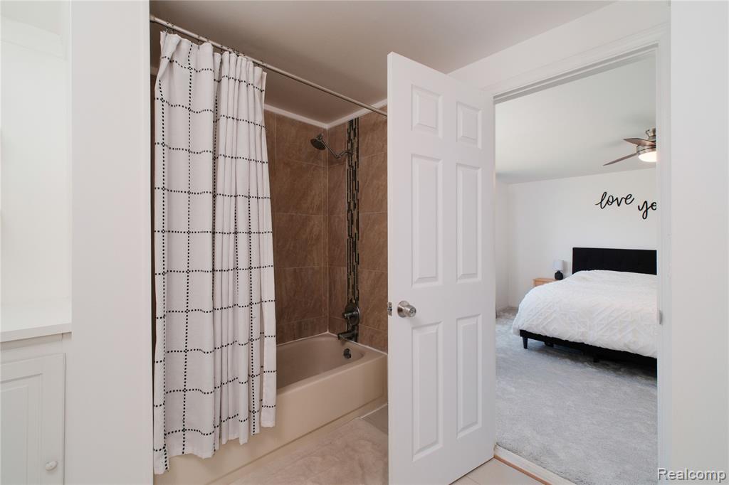 652 Stonehenge Drive, Canton, MI 48188 — Photo 22