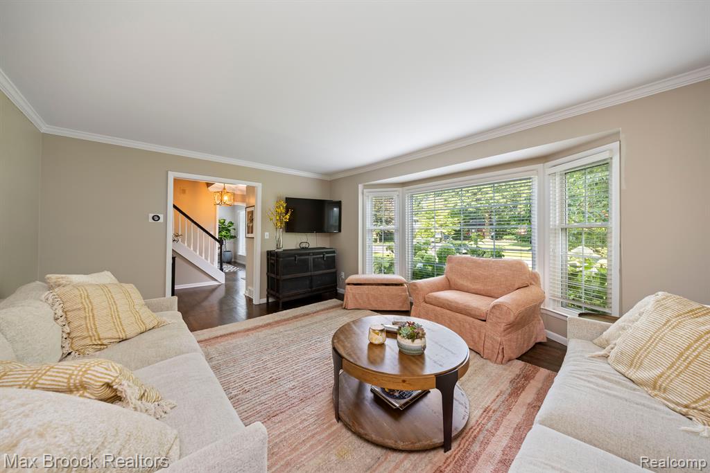 5562 PEBBLESHIRE Road, Bloomfield Hills, MI 48301 — Photo 23