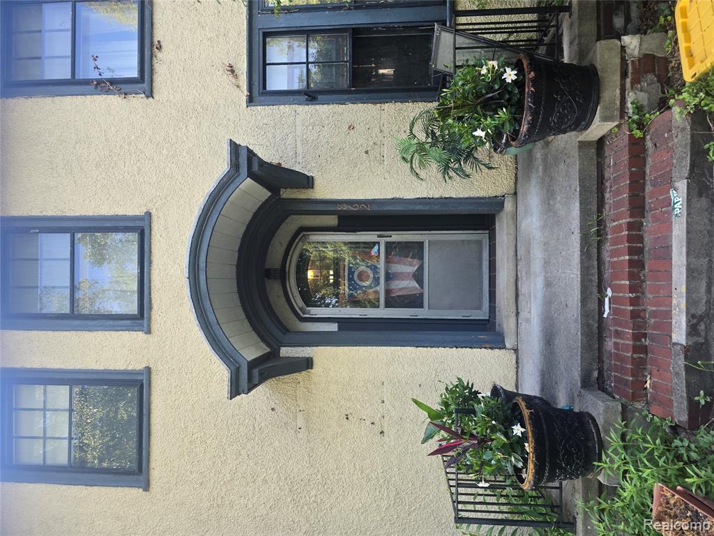 862 Chicago blvd, E, Detroit, MI 48202 — Photo 2