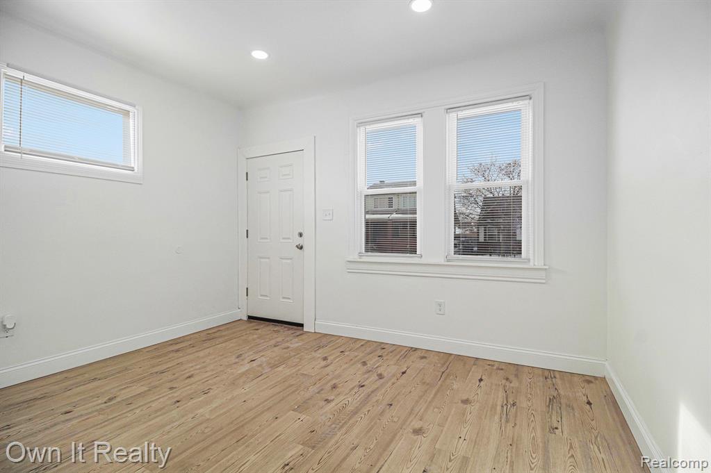 7248 Vaughan Street, Detroit, MI 48228 — Photo 5