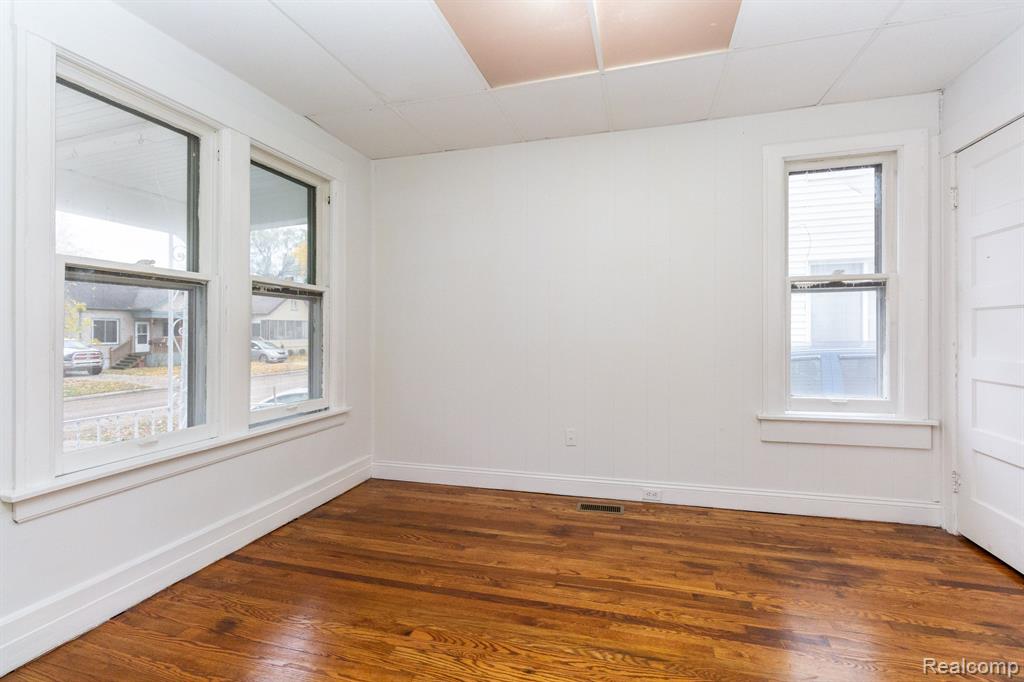 8175 CENTRAL, Center Line, MI 48015 — Photo 14