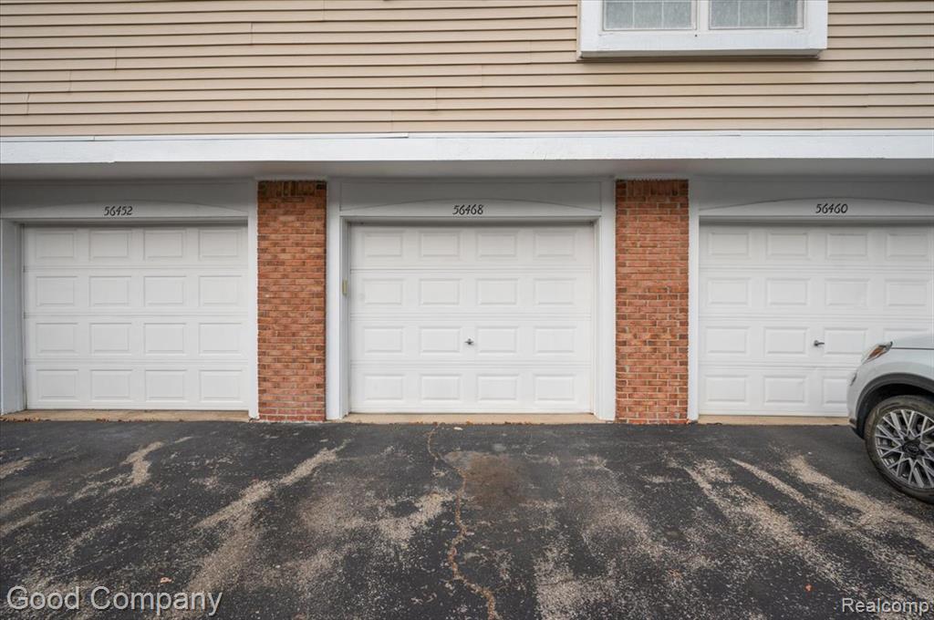 56468 Chesapeake Trail, Shelby Twp, MI 48316 — Photo 9