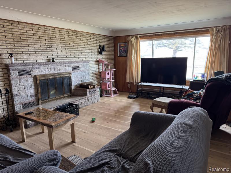 8122 Sand Beach Road, Harbor Beach, MI 48441 — Photo 4