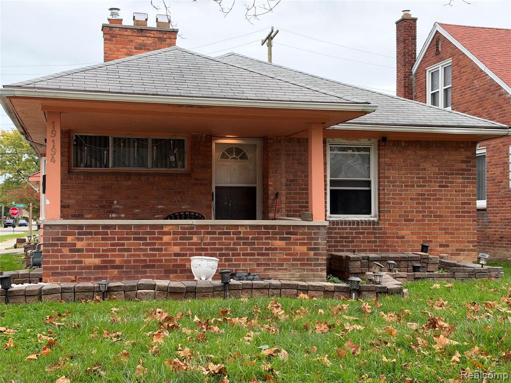 19194 Cheshire Street, Detroit, MI 48236