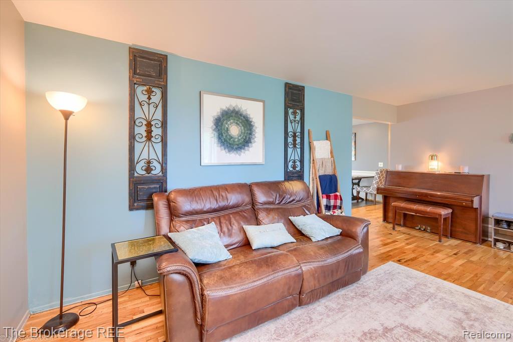 5042 Cook Road, Swartz Creek, MI 48473 — Photo 17