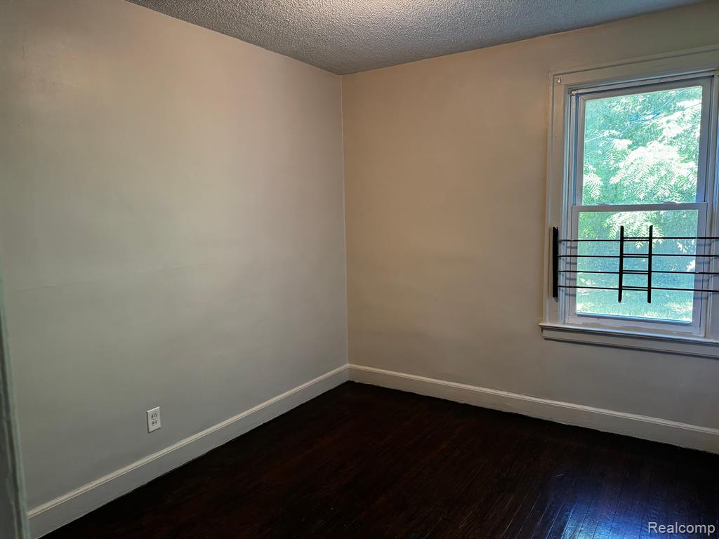 6787 RUTHERFORD Street, Detroit, MI 48228 — Photo 9
