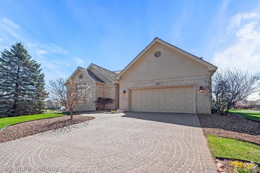 51 CHATEAUX DU LAC, Fenton, MI 48430 — Photo 39