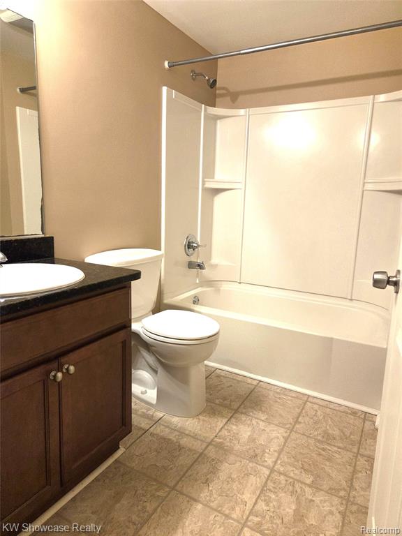 4031 Heatherwood Court Heatherwood Ct, Warren, MI 48092 — Photo 26