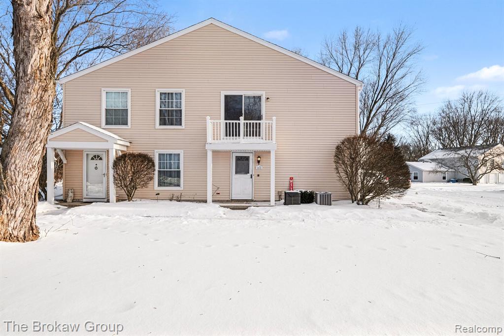 1472 Hunters Ridge Court, Davison, MI 48423 — front exterior