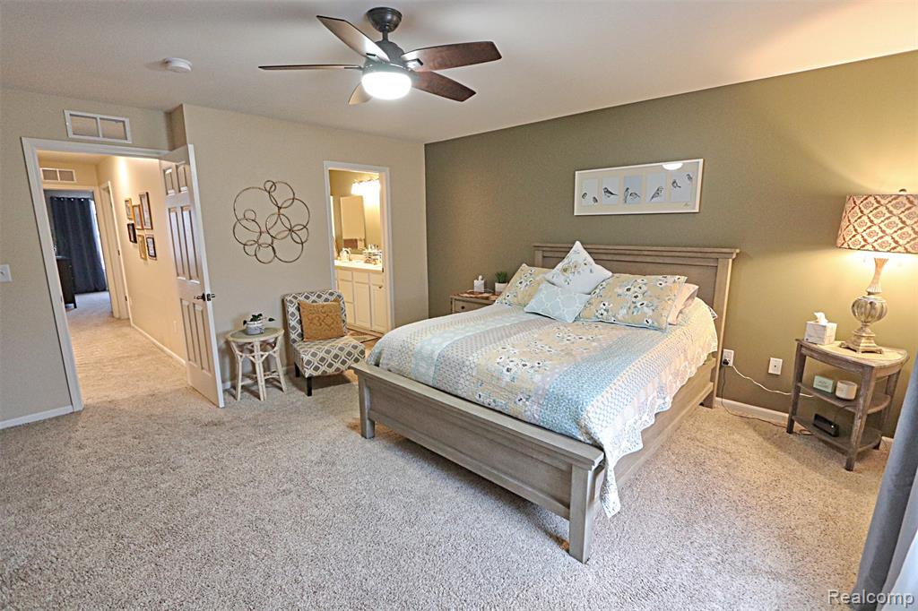 10139 Ridge Run Street, 9, Howell, MI 48855 — Photo 21