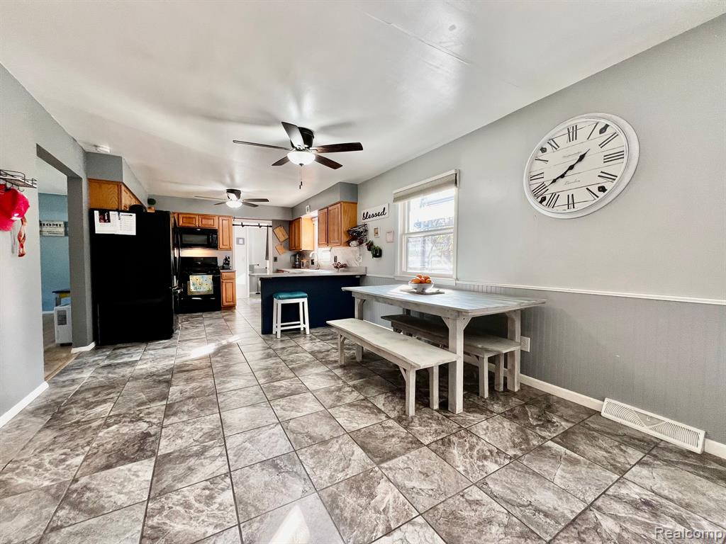 4473 William Court, Fort Gratiot, MI 48059 — Photo 9