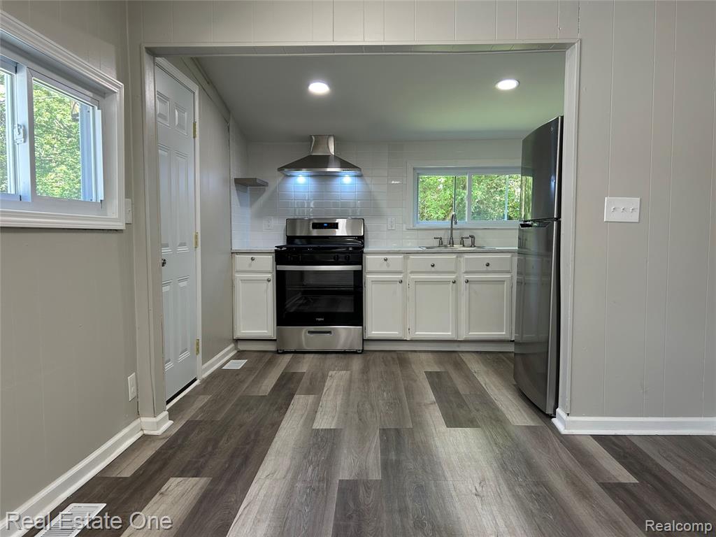 458 Kenilworth Avenue, Pontiac, MI 48342 — Photo 9
