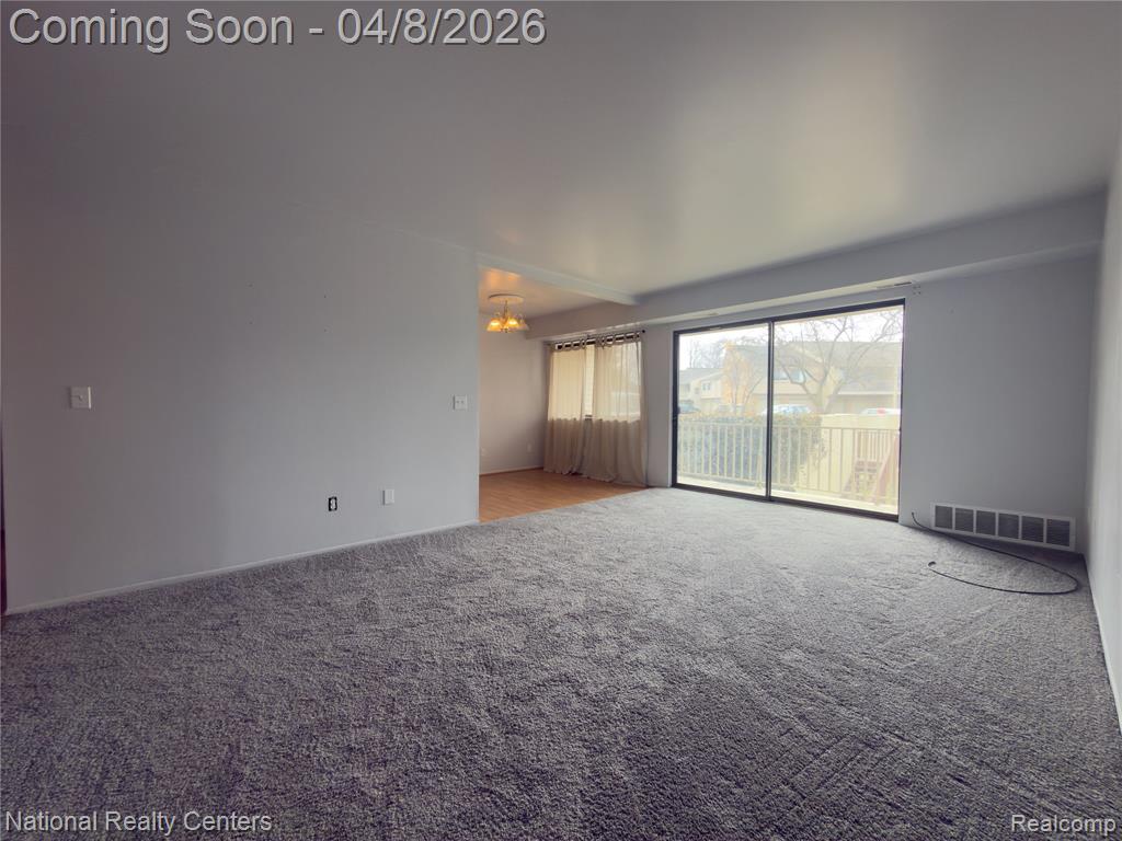 3865 Lone Pine Road, 201, West Bloomfield, MI 48323 — Photo 7