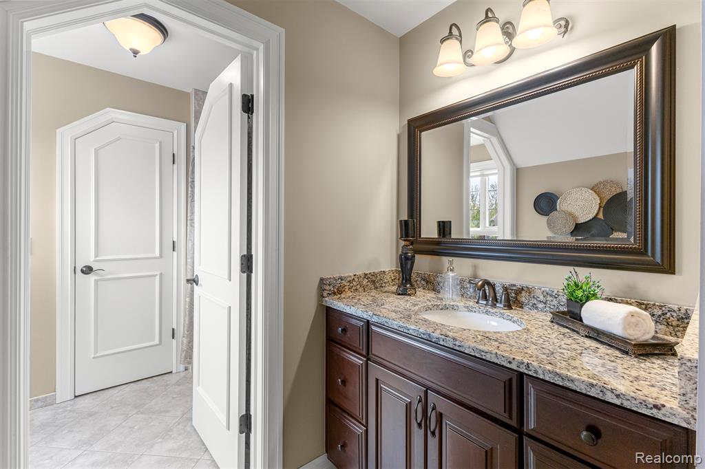 48892 Barola Court, Northville, MI 48167 — Photo 45