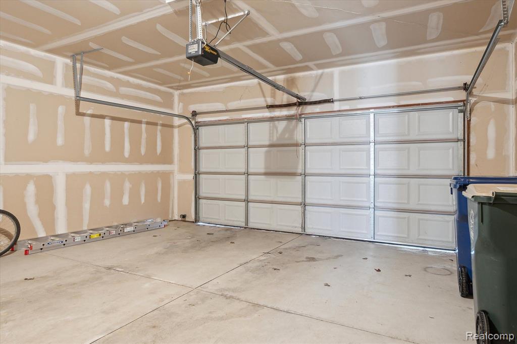 47681 SCENIC CIRCLE Drive S, 77, Canton, MI 48188 — Photo 41