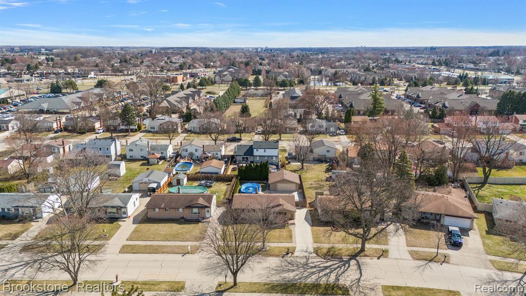 43258 HYDE PARK Drive, Sterling Heights, MI 48313 — Photo 16
