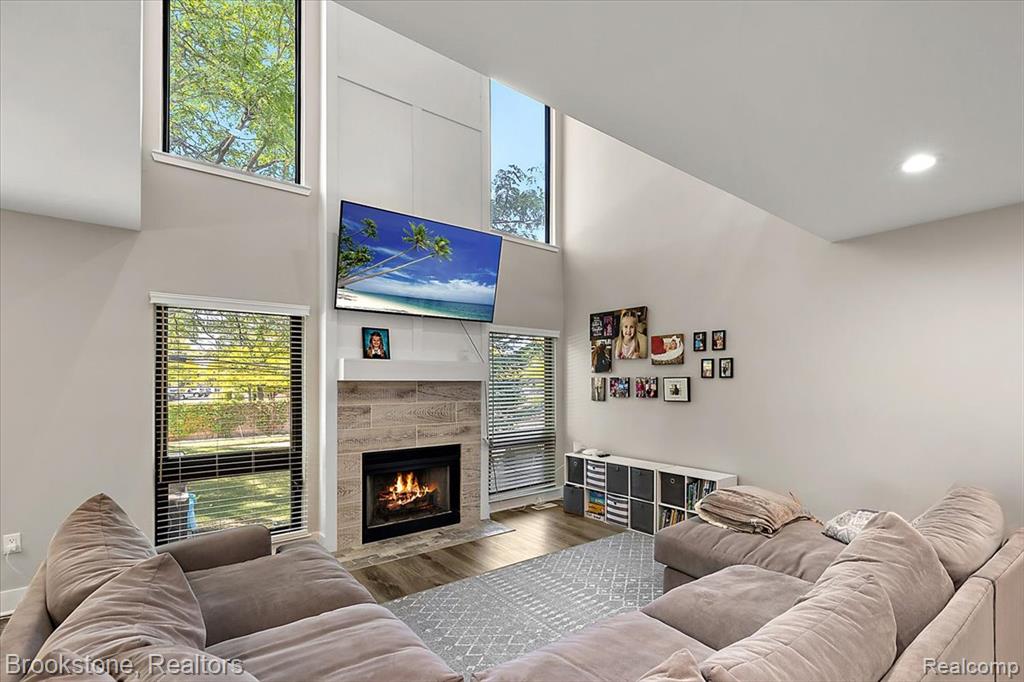 525 Oxford Court, Rochester Hills, MI 48307 — Photo 14