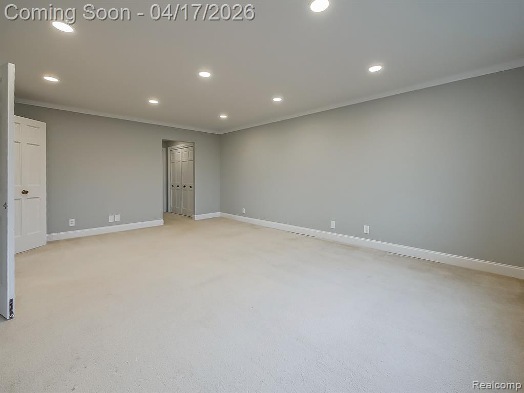 43000 12 Oaks Crescent Drive, 5022, Novi, MI 48377 — Photo 19