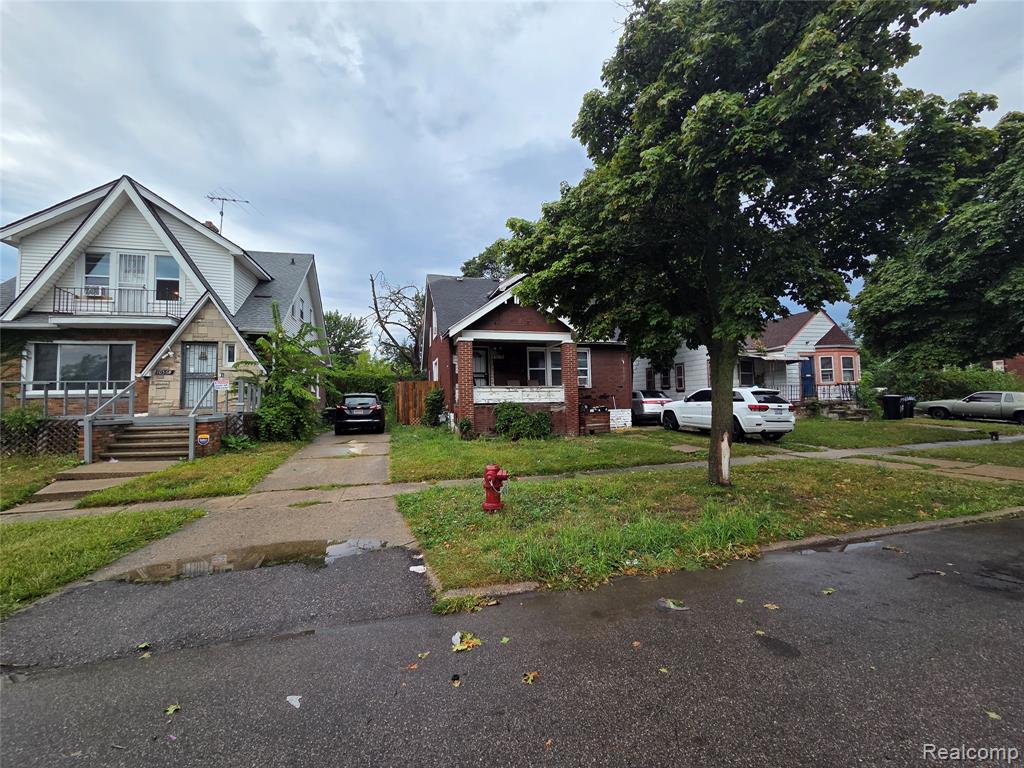 10360 Crocuslawn Street, Detroit, MI 48204