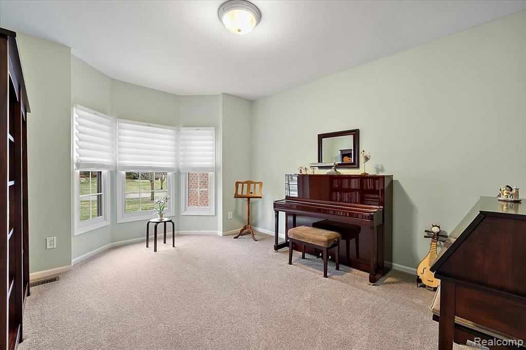 8446 S Shore Drive, Clarkston, MI 48348 — Photo 25