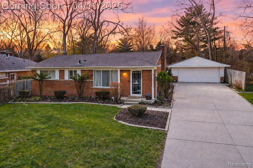 29213 Joan Street, Saint Clair Shores, MI, 48081
