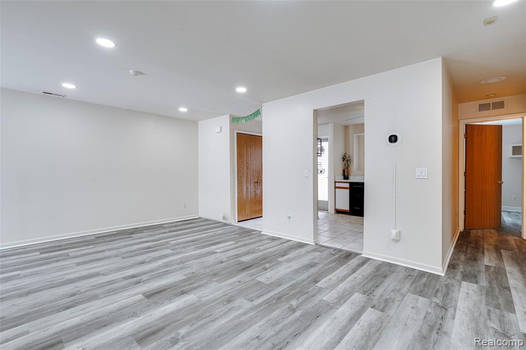 42739 Lilley Pointe Drive, Canton, MI, 48187