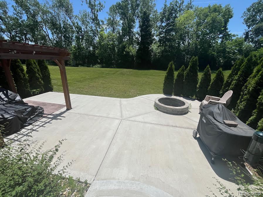 9568 S Nature View Lane, Ypsilanti, MI 48197 — Photo 10