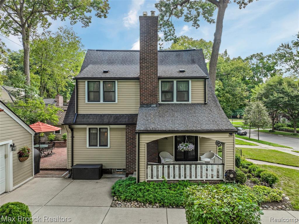 454 W Oakridge Street, Ferndale, MI 48220 — Photo 38