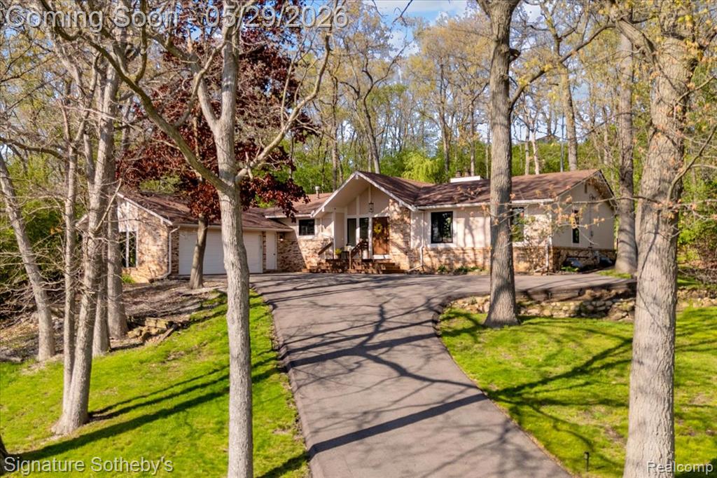 6692 Balmoral Terrace, Clarkston, MI — Photo 2