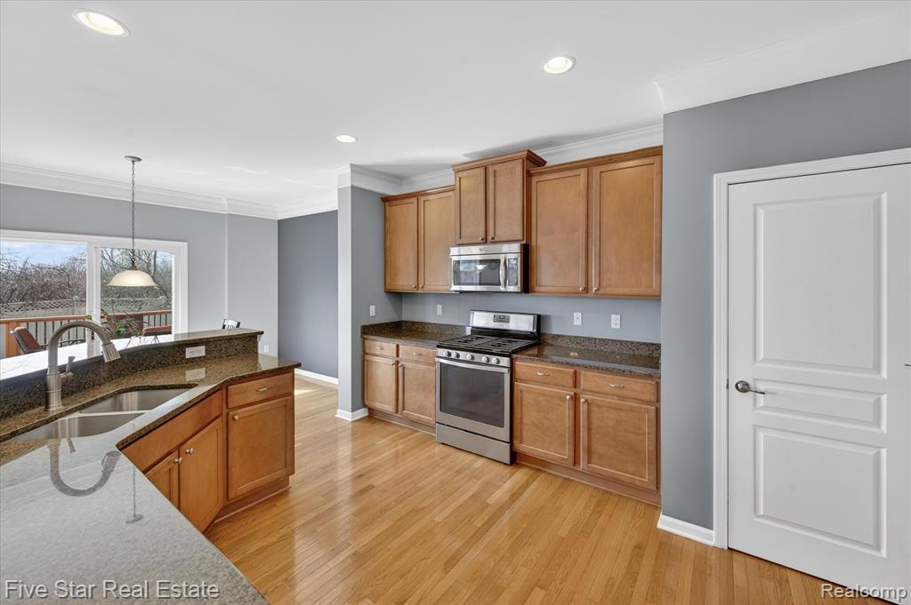 59163 Peters Barn Drive, South Lyon, MI 48178 — Photo 13