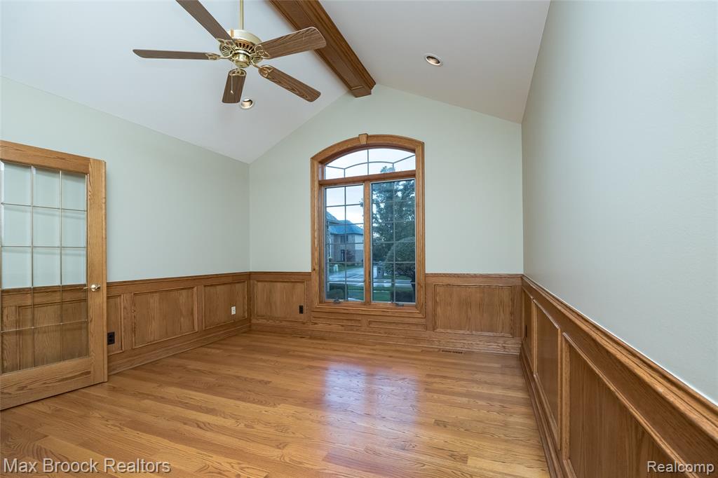 52221 Chickadee, Shelby Twp, MI 48315 — Photo 17