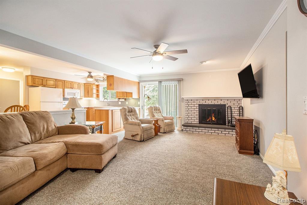 8912 MISSION Drive, Brighton, MI 48116 — Photo 3