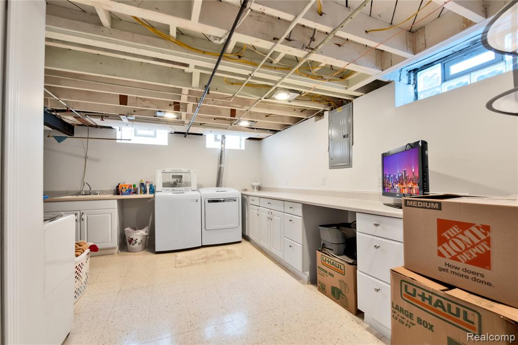 4006 Highfield Road, Royal Oak, MI 48073 — Photo 21