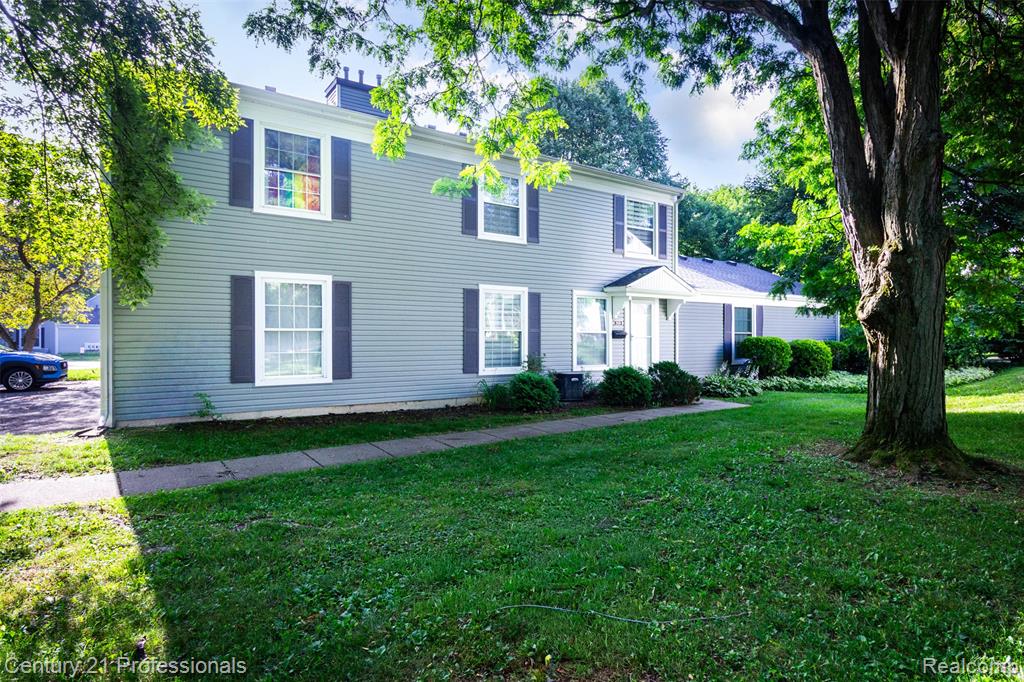 2650 Fenwick Court, Ann Arbor, MI 48104 — Photo 2