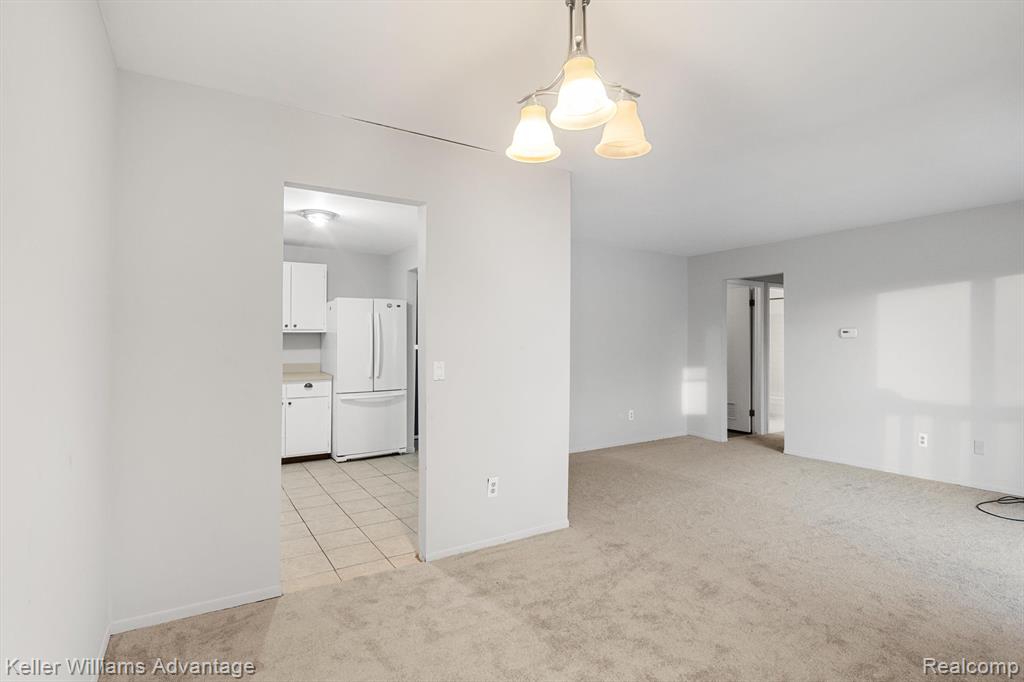 31993 W 12 MILE Road, 313, Farmington Hills, MI 48334 — Photo 10