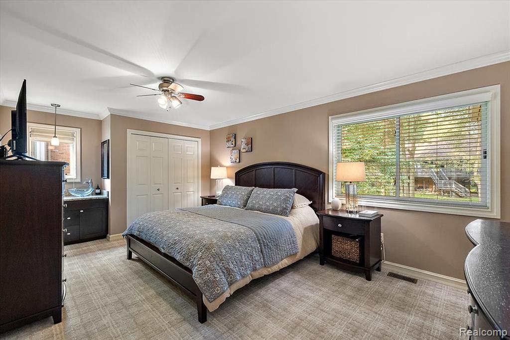 430 Eckford Drive, Troy, MI 48085 — Photo 21