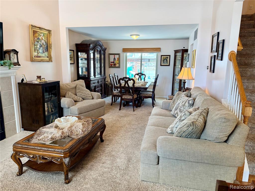 7586 Paradise Drive, Grand Blanc, MI 48439 — Photo 12