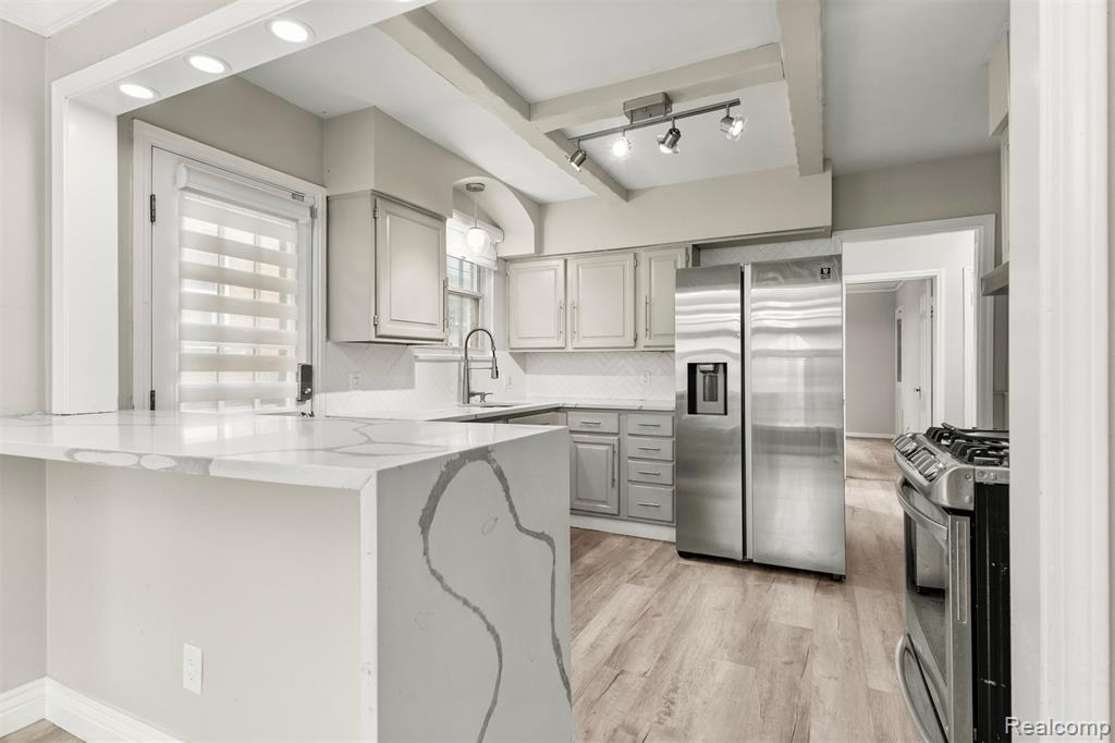 4775 ORCHARD Avenue, Dearborn, MI 48126 — Photo 13