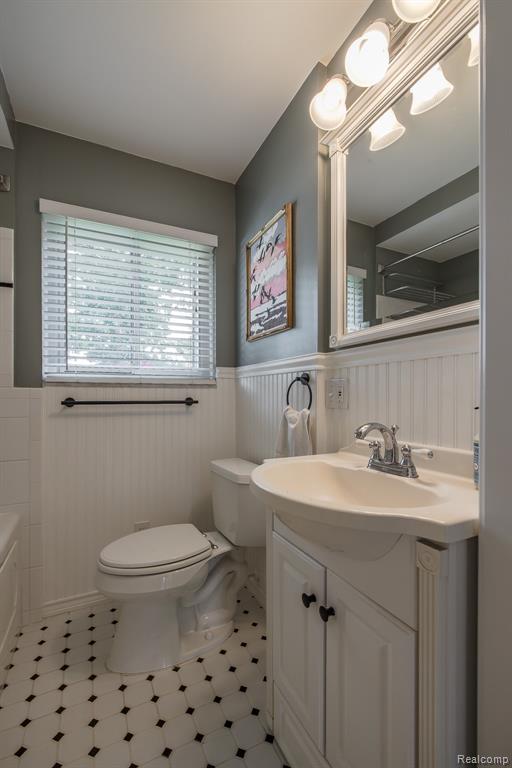8701 Sherwood Drive, Davisburg, MI 48350 — Photo 31
