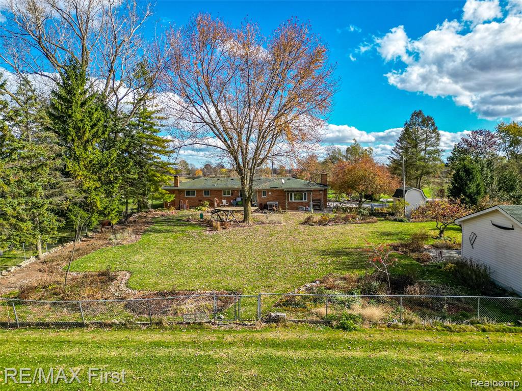 65301 Omo Road, Lenox, MI 48050 — Photo 10