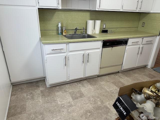 15572 Fordham Street, Detroit, MI 48205 — Photo 4