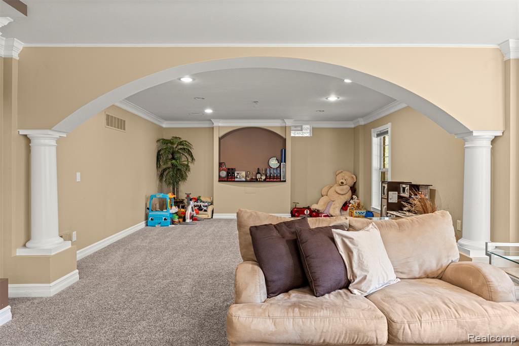 16784 Yellowstone Drive, Northville, MI 48168 — Photo 44