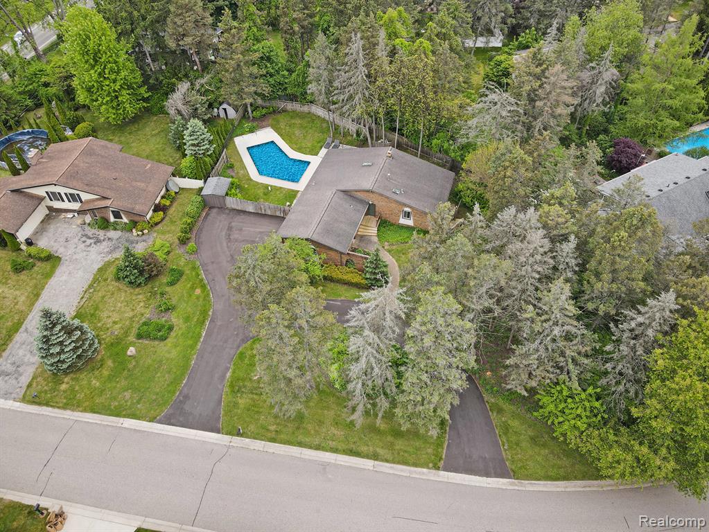 7831 Caberfae Trail, Clarkston, MI 48348 — Photo 25