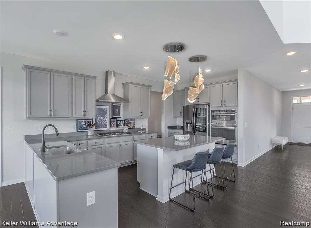48389 Fieldstone Drive, Northville, MI — Photo 6