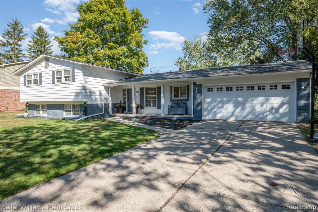6545 Post Oak Drive, West Bloomfield, MI — Photo 22
