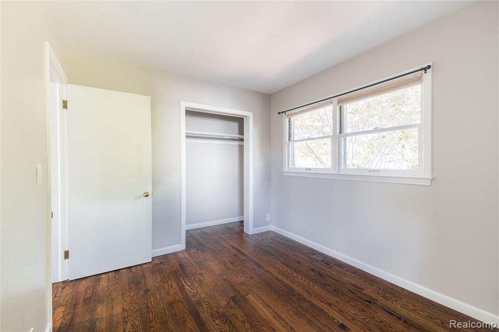 27627 Elba Drive, Grosse Ile, MI 48138 — Photo 26